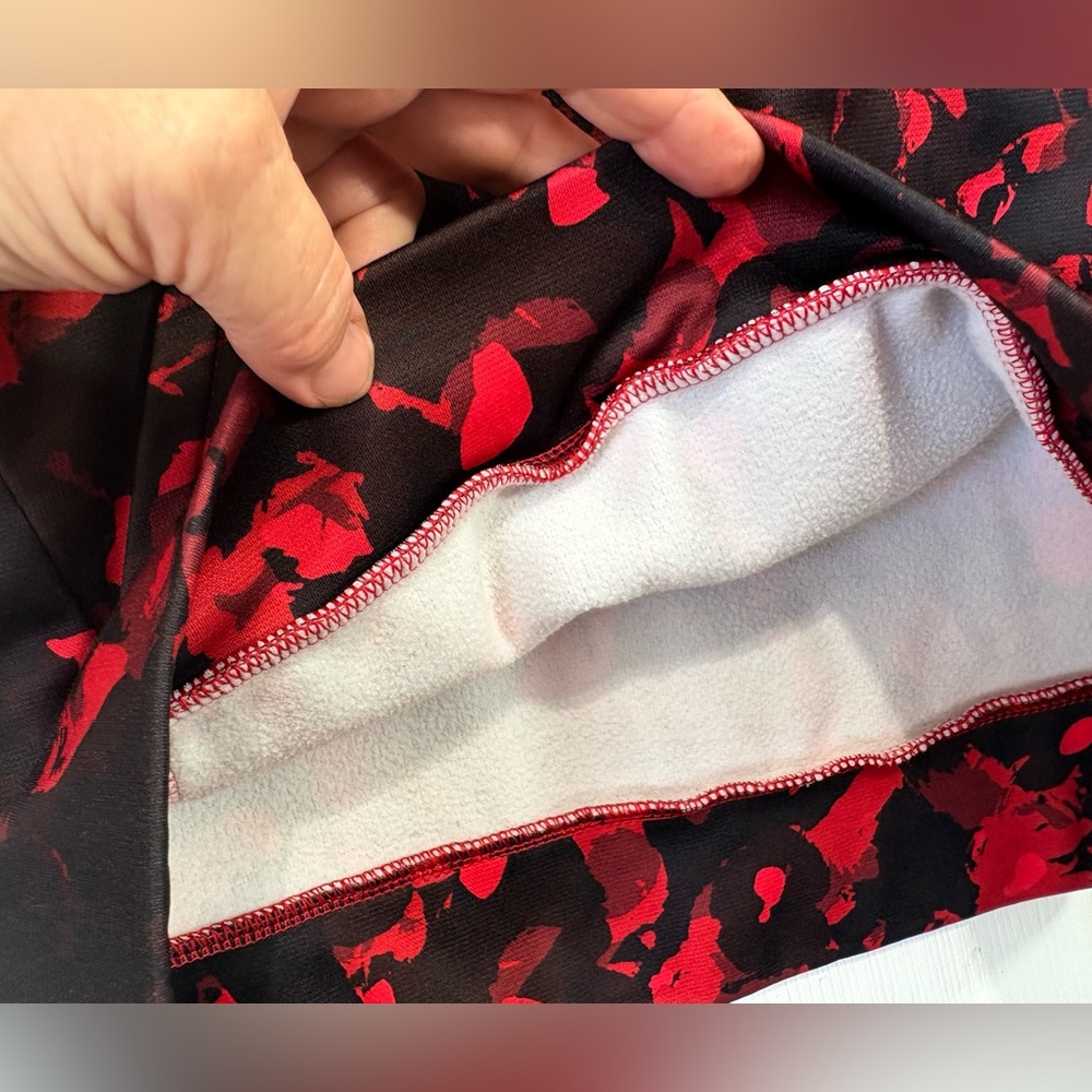 Under Armour Hoodie Youth Loose Fleece Sweatshirt Red/Black Camo Medium - Picture 5 of 6